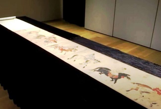 Unprecedented bidding war over 700-year-old Chinese painted scroll