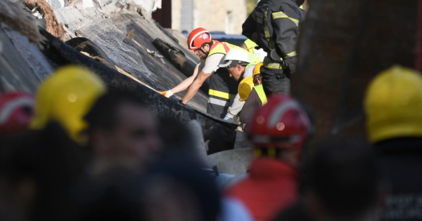 Eight die in Serbian railway station roof collapse